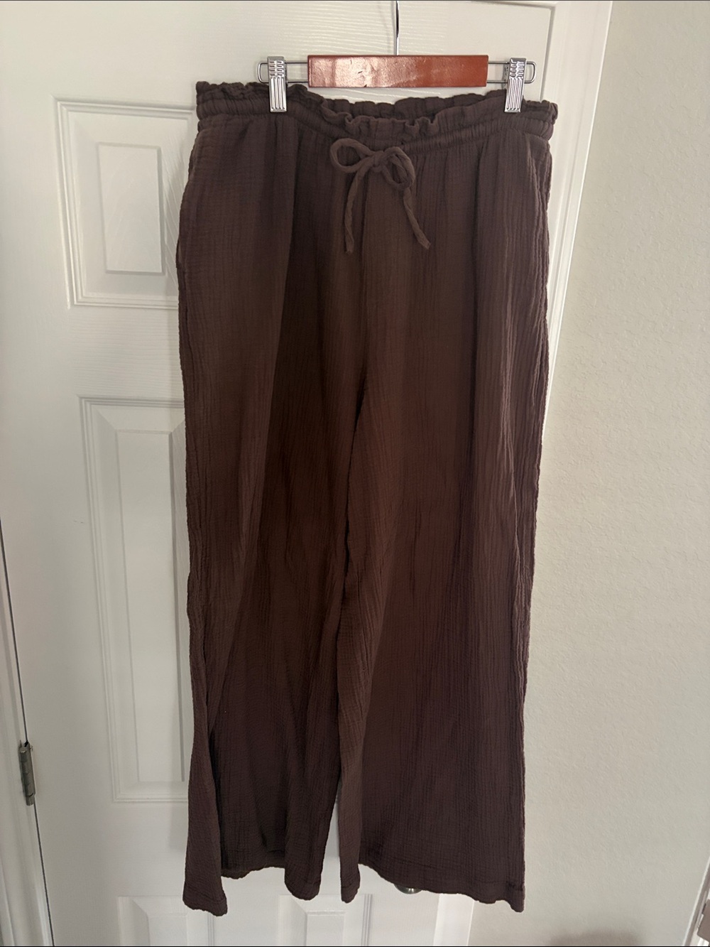 🤎Lounge Drawstring Women’s Wide Leg Pants - Dark Brown - very cozy - barely worn